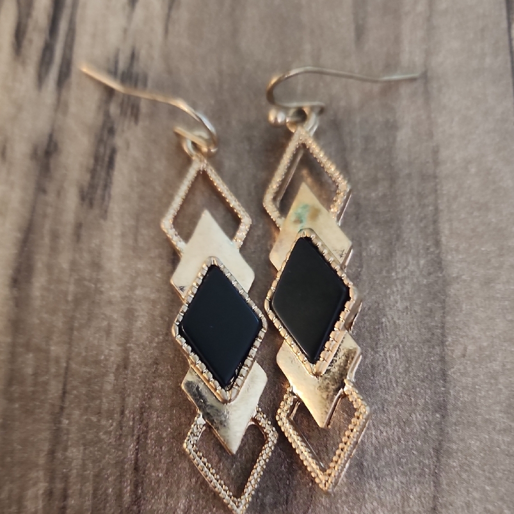 Elegant Gold and Black Geometric Earrings